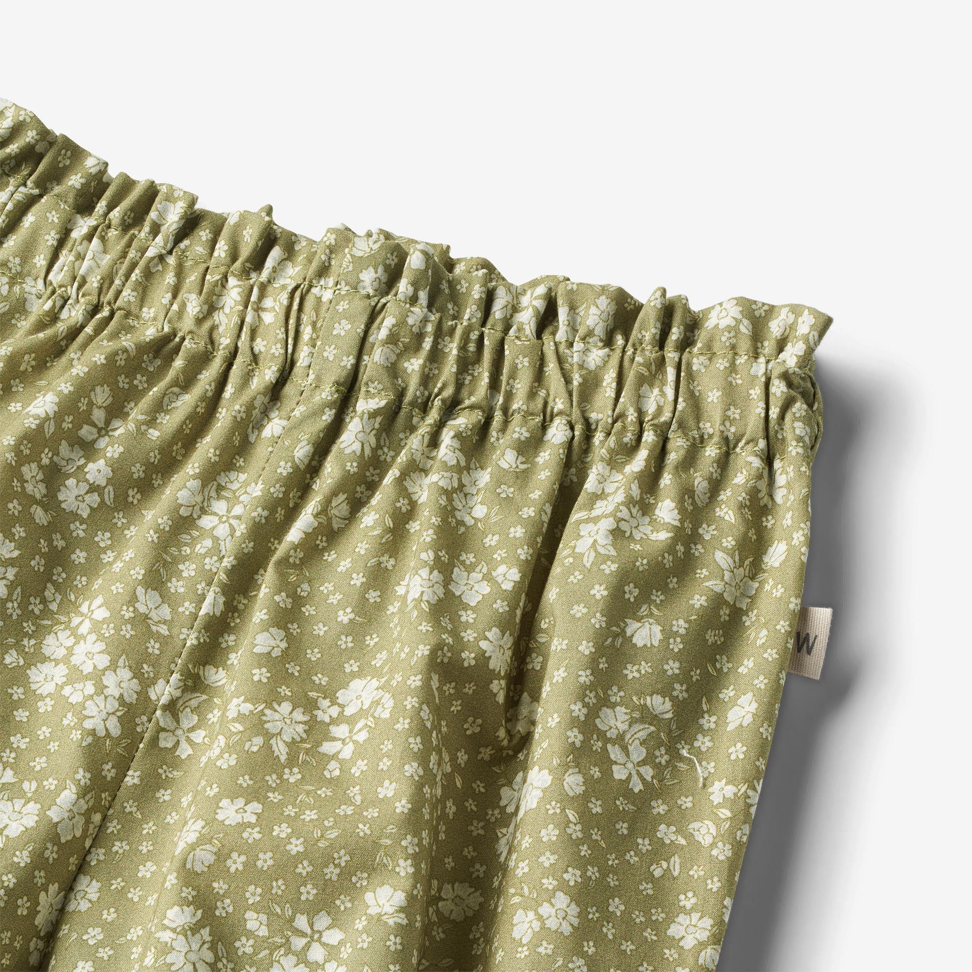 get-the-latest-hose-polly-green-flowers-sale_2.jpg