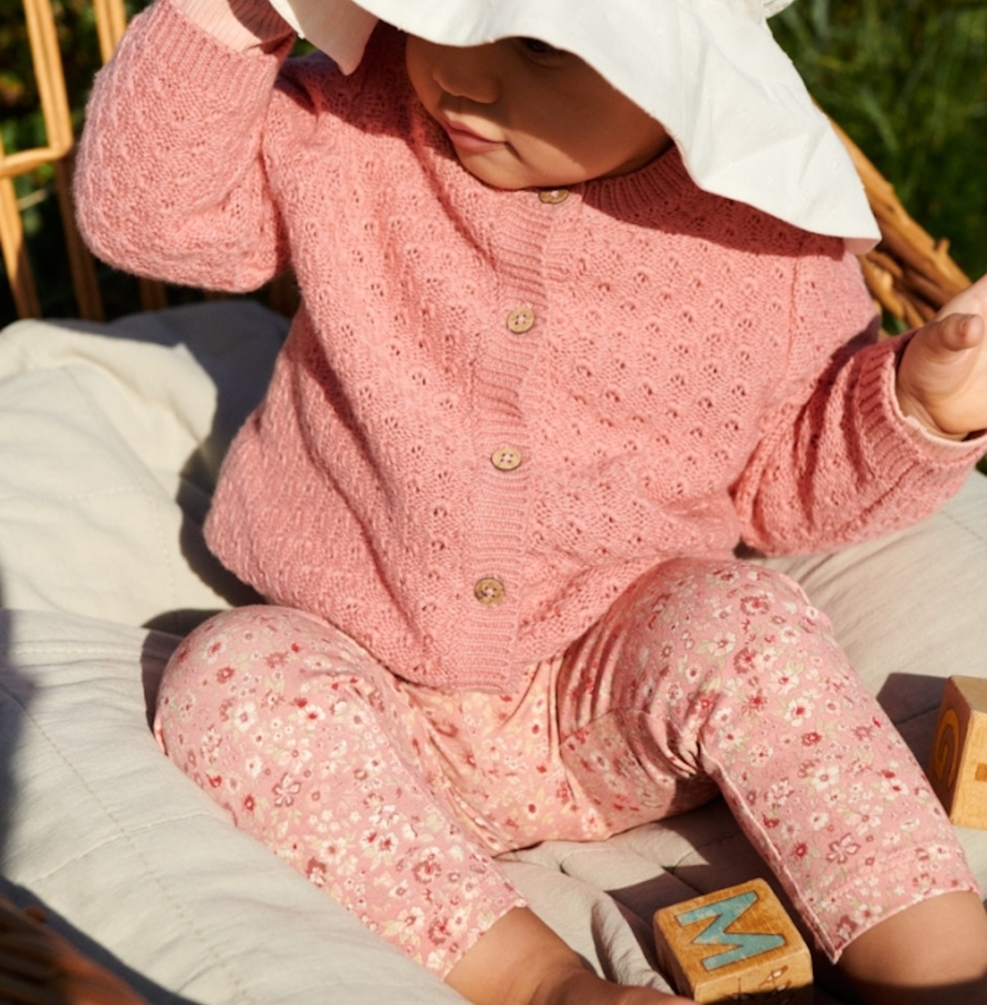 shop-the-official-online-store-of-leggings-jules-rosette-flowers-discount_3.jpg