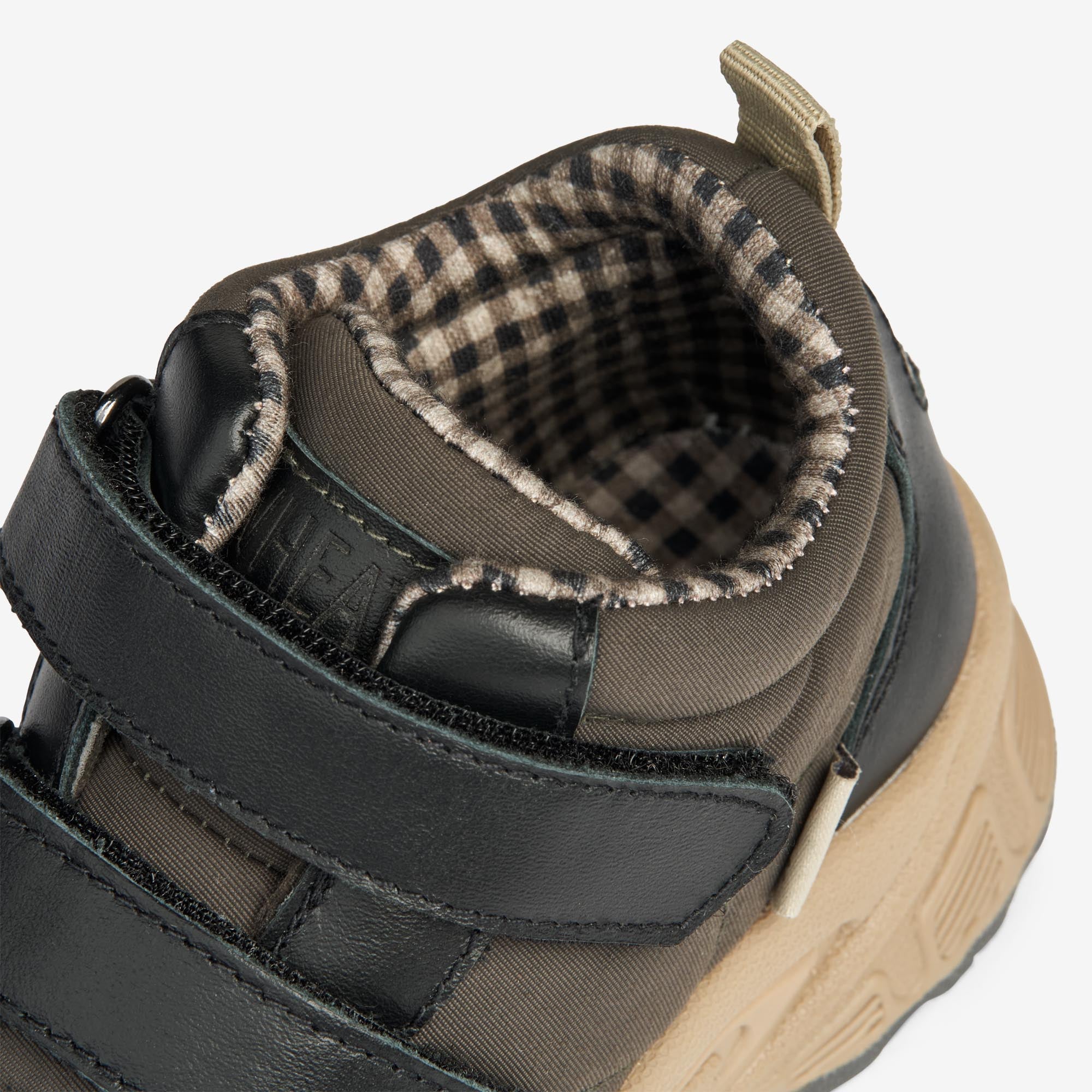 find-your-favorite-tex-sneaker-leony-black-online_3.jpg