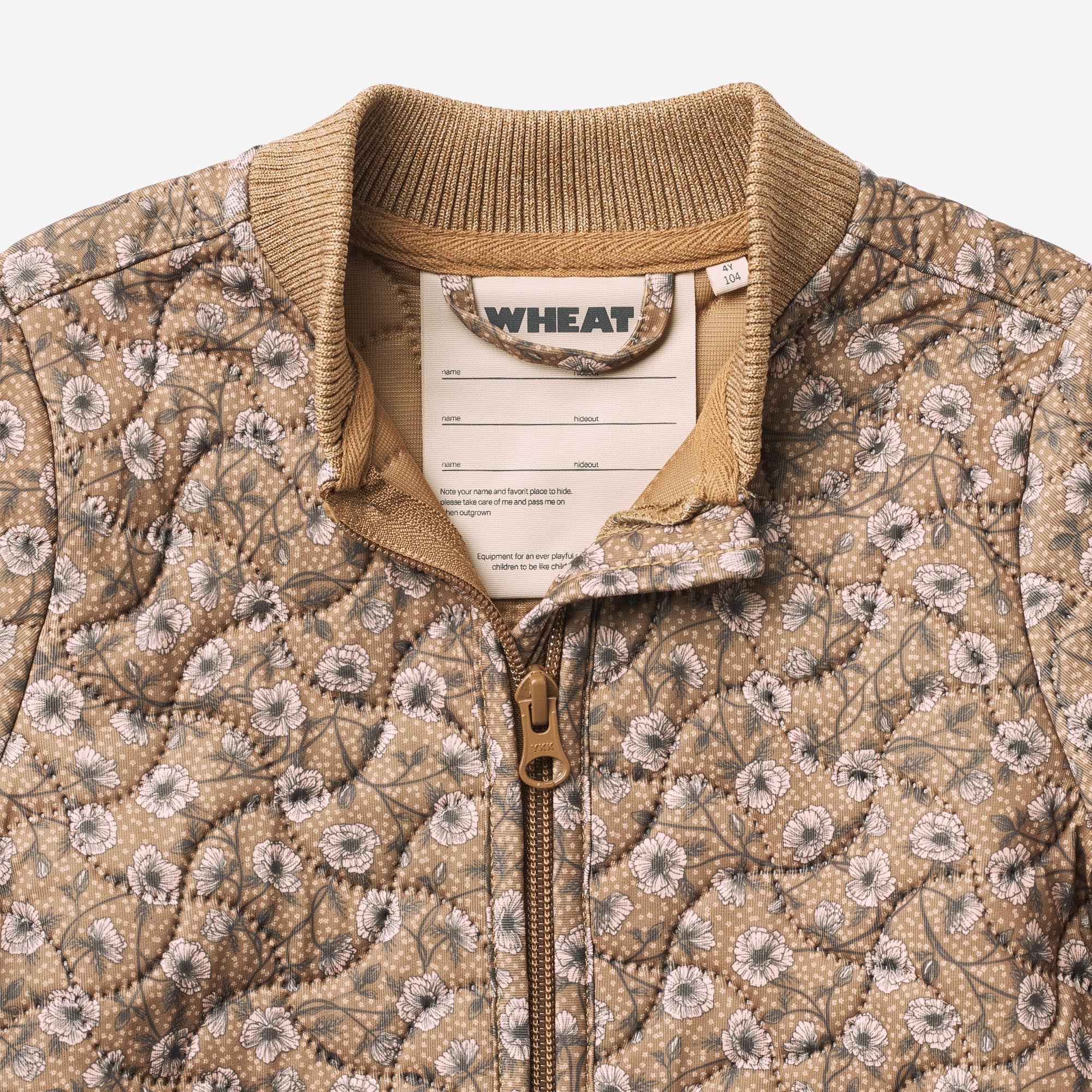 have-your-favorite-sports-teams-thermo-jacke-loui-caramel-anemones-online_2.jpg
