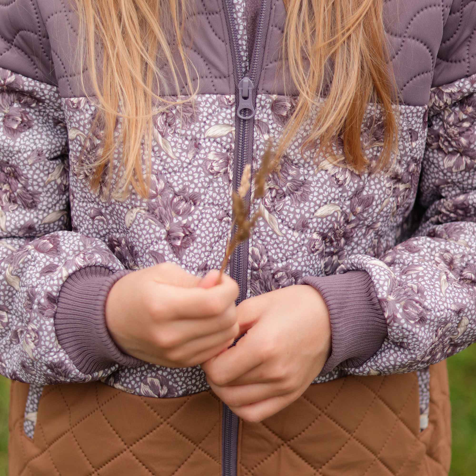 get-the-newest-thermo-jacke-hadis-lilac-tulips-hot-on-sale_2.jpg