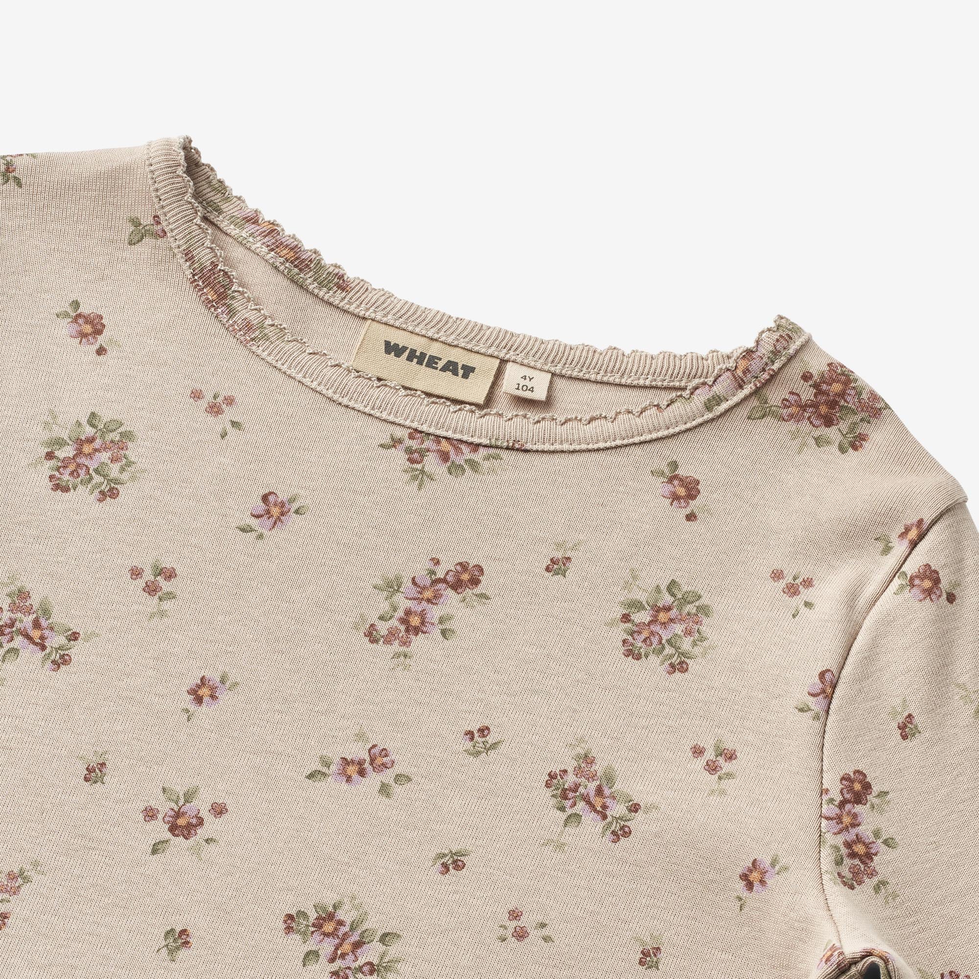 shop-online-and-get-your-favourite-nachthemd-iben-pale-lilac-flowers-fashion_2.jpg