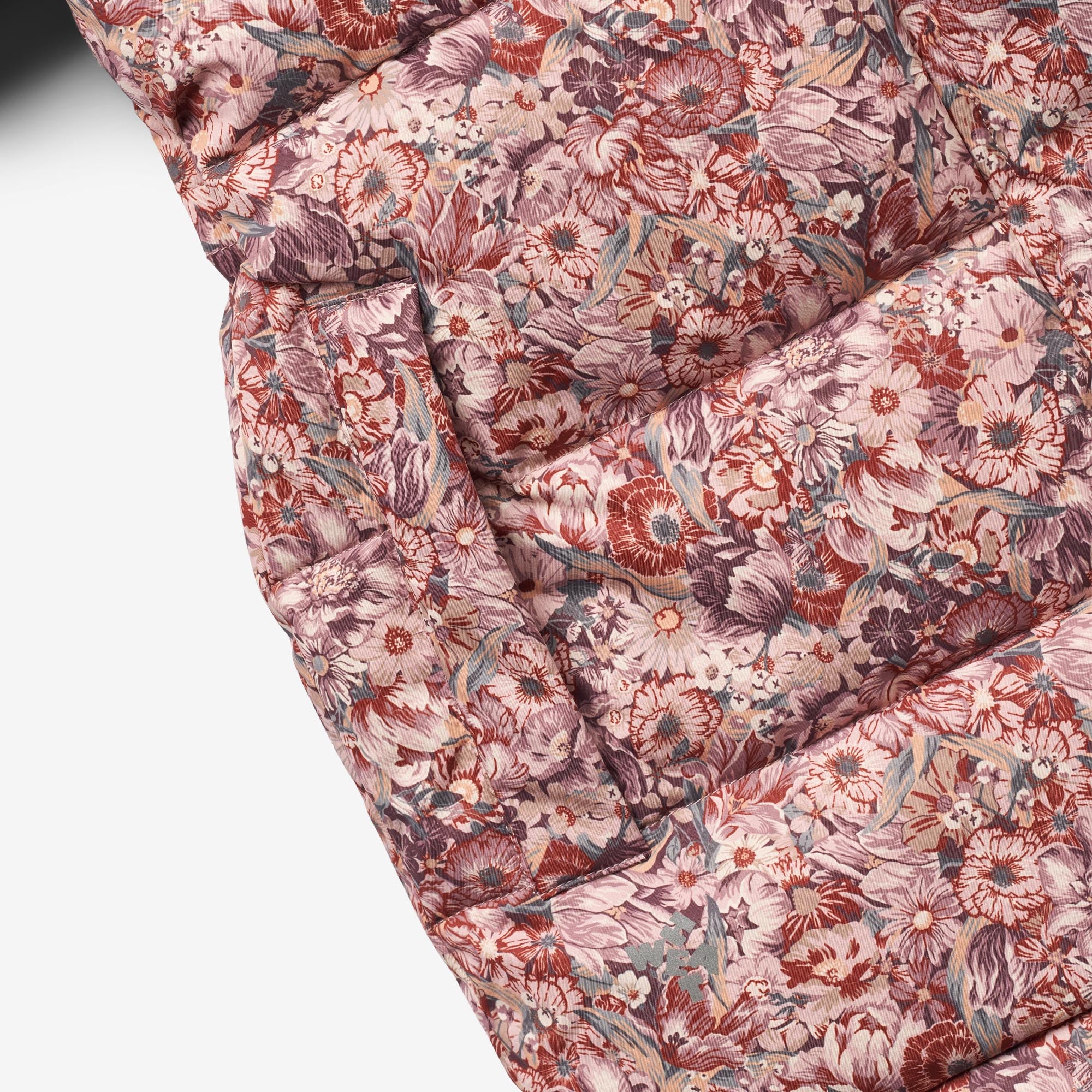 buy-your-game-puffer-mantel-yrsa-flowers-in-plenty-fashion_4.jpg