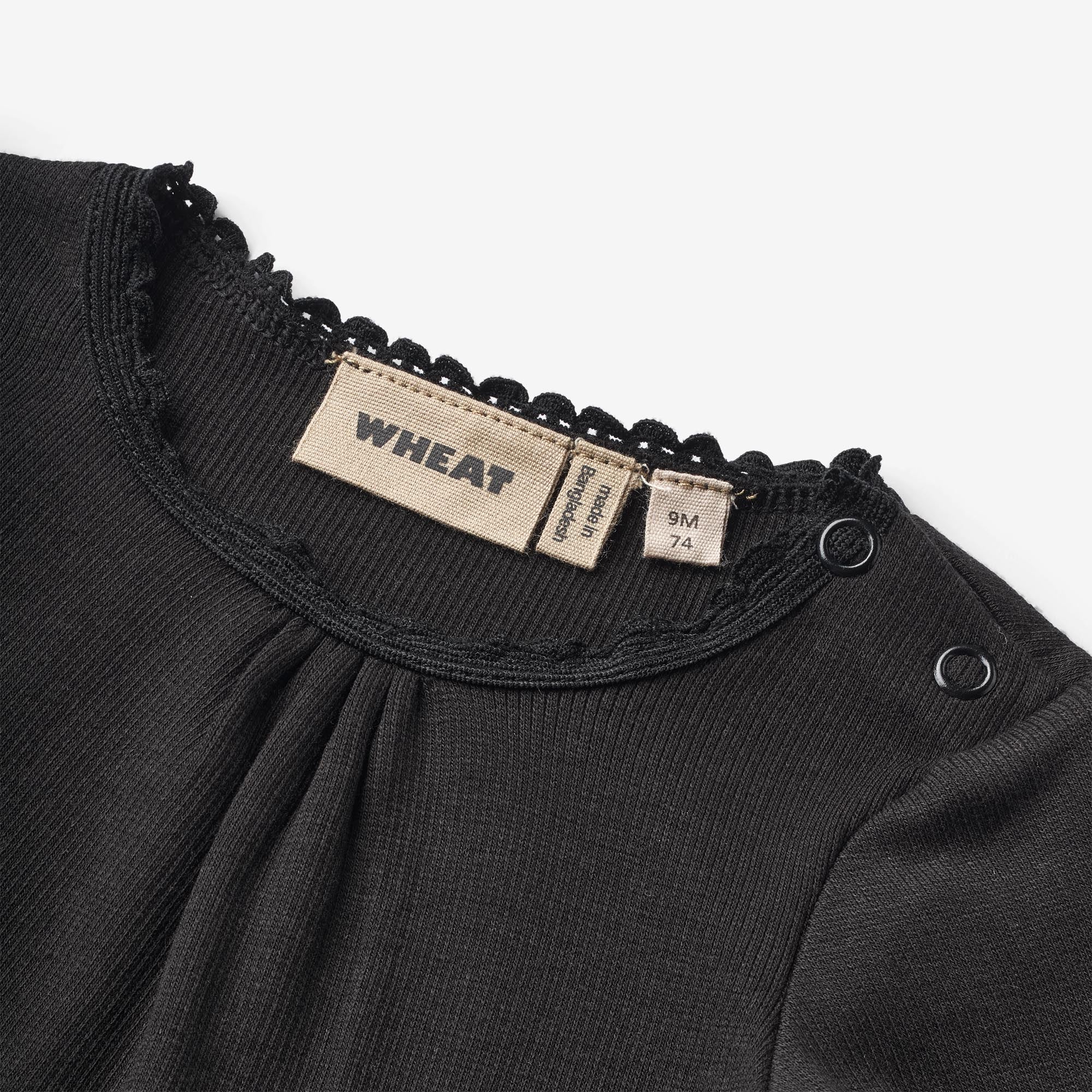 a-place-to-buy-rippen-body-lotta-black-fashion_2.jpg