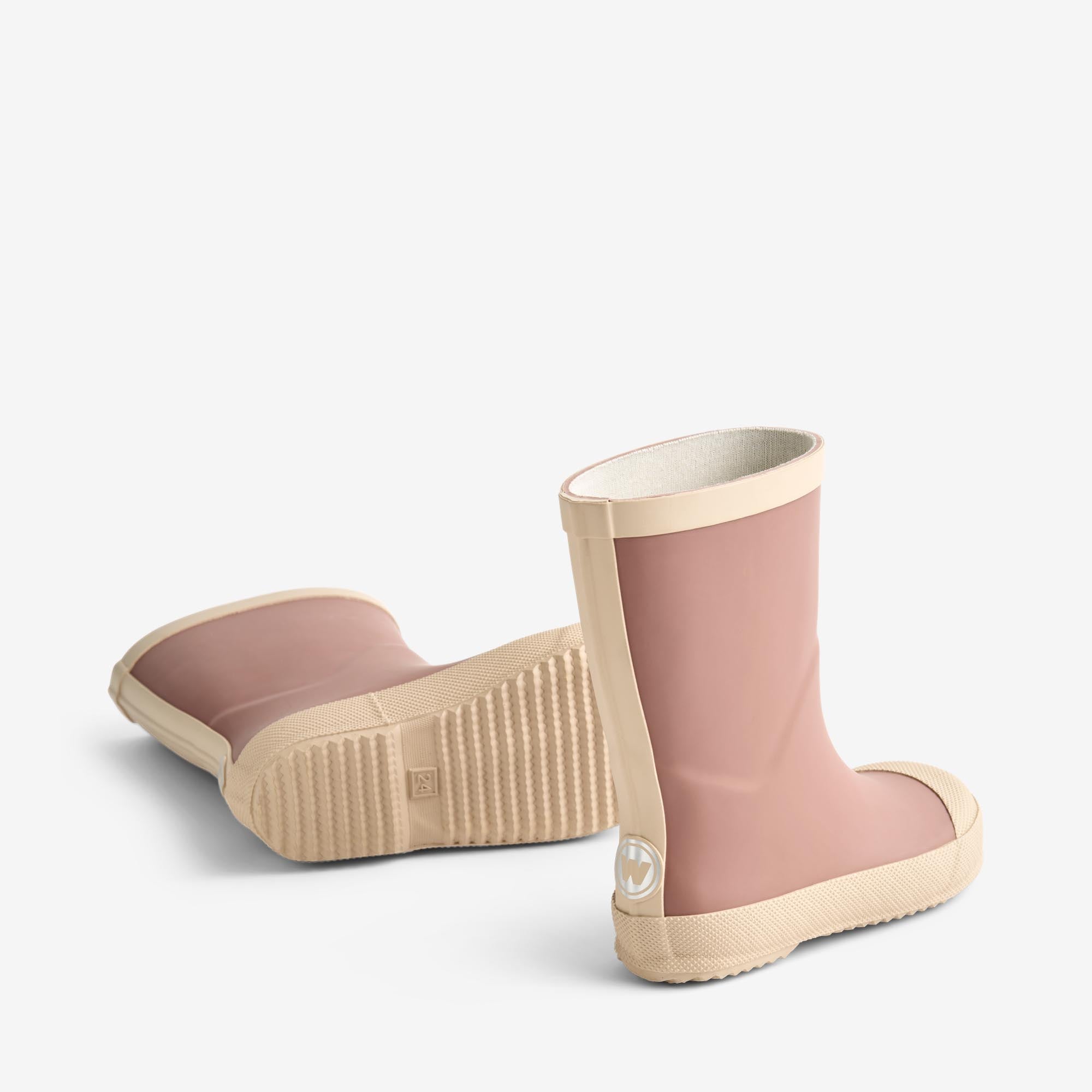 we-have-the-best-selection-of-rubber-boot-muddy-dusty-lilac-supply_2.jpg