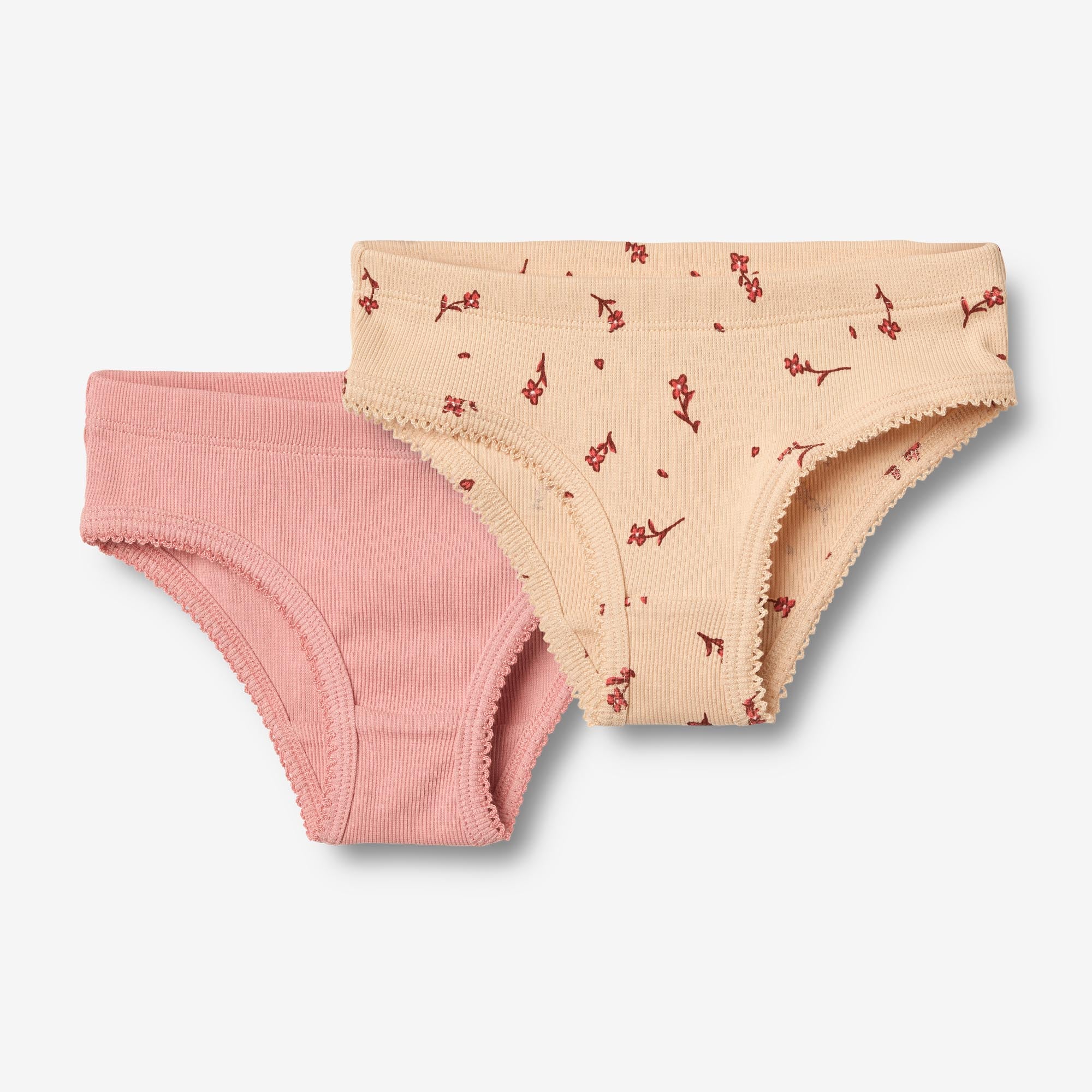 buy-and-sell-2-briefs-havanna-rose-water-flowers-fashion_0.jpg