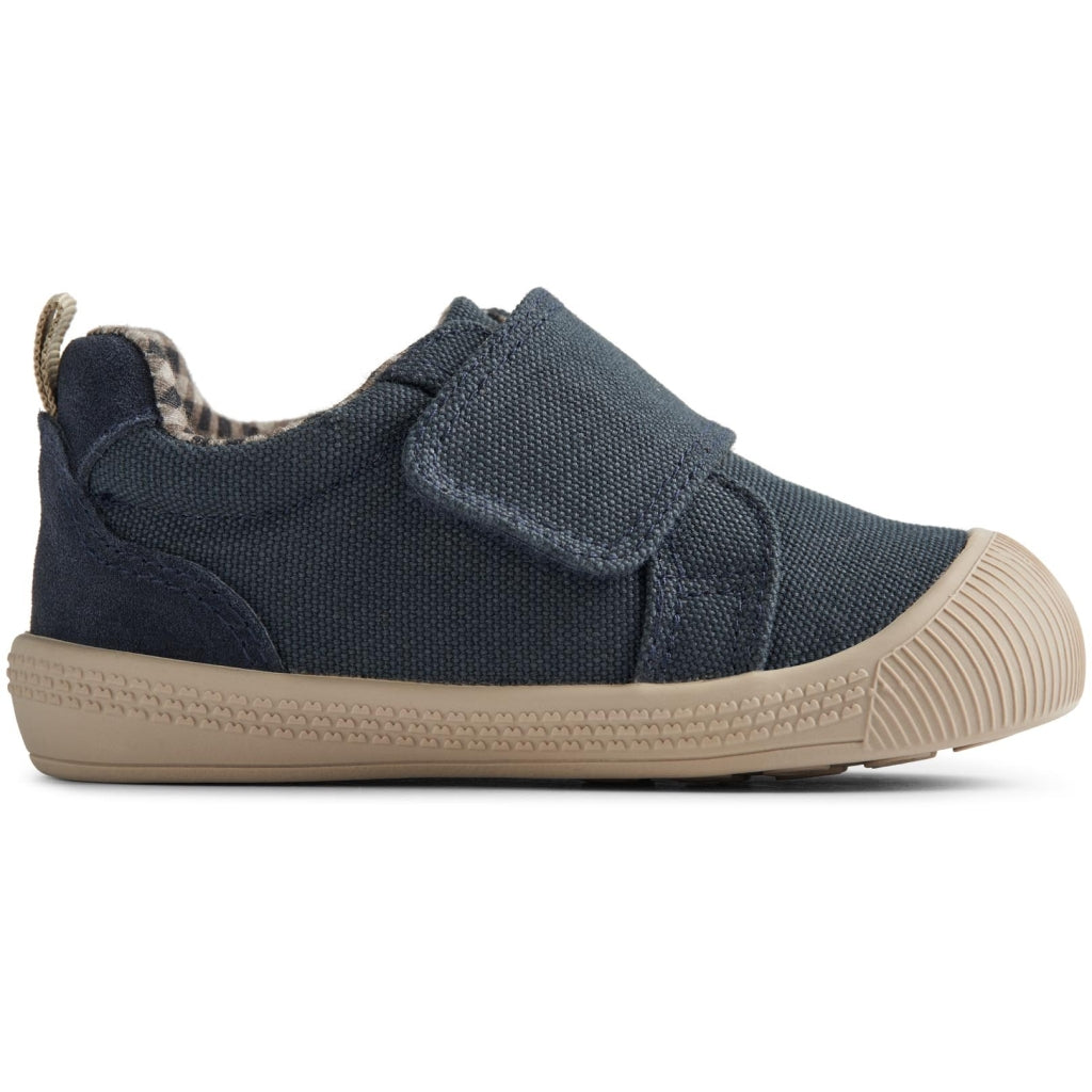 find-the-perfect-prewalker-kei-navy-fashion_2.jpg
