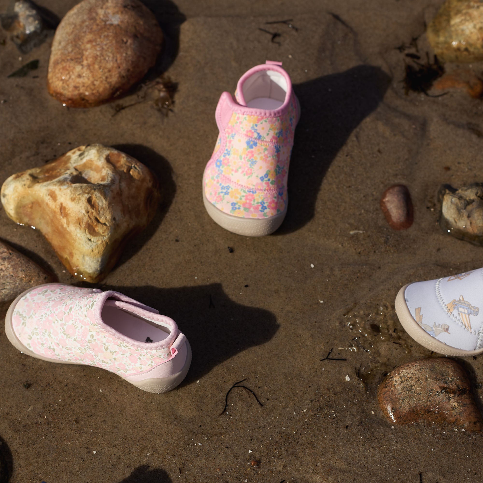 shop-online-and-get-your-favourite-strand-schuh-shawn-swim-club-discount_1.jpg