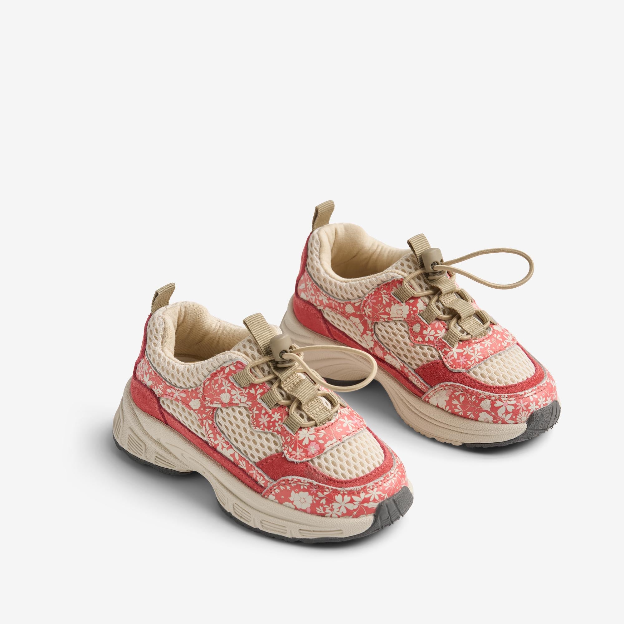 cheap-sneaker-arthur-coral-flowers-fashion_0.jpg