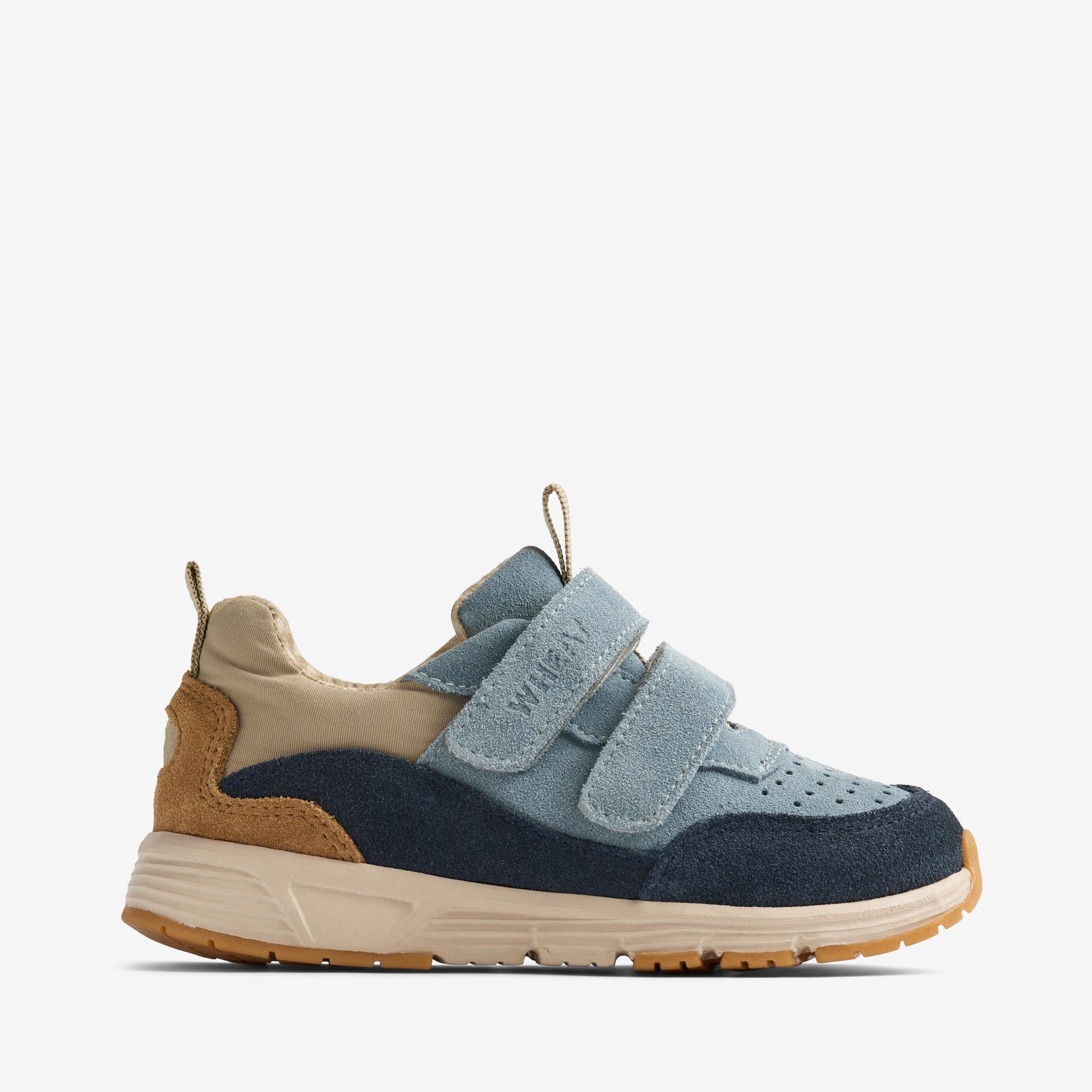 shop-the-official-online-store-of-turnschuh-alin-stormy-sea-supply_3.jpg