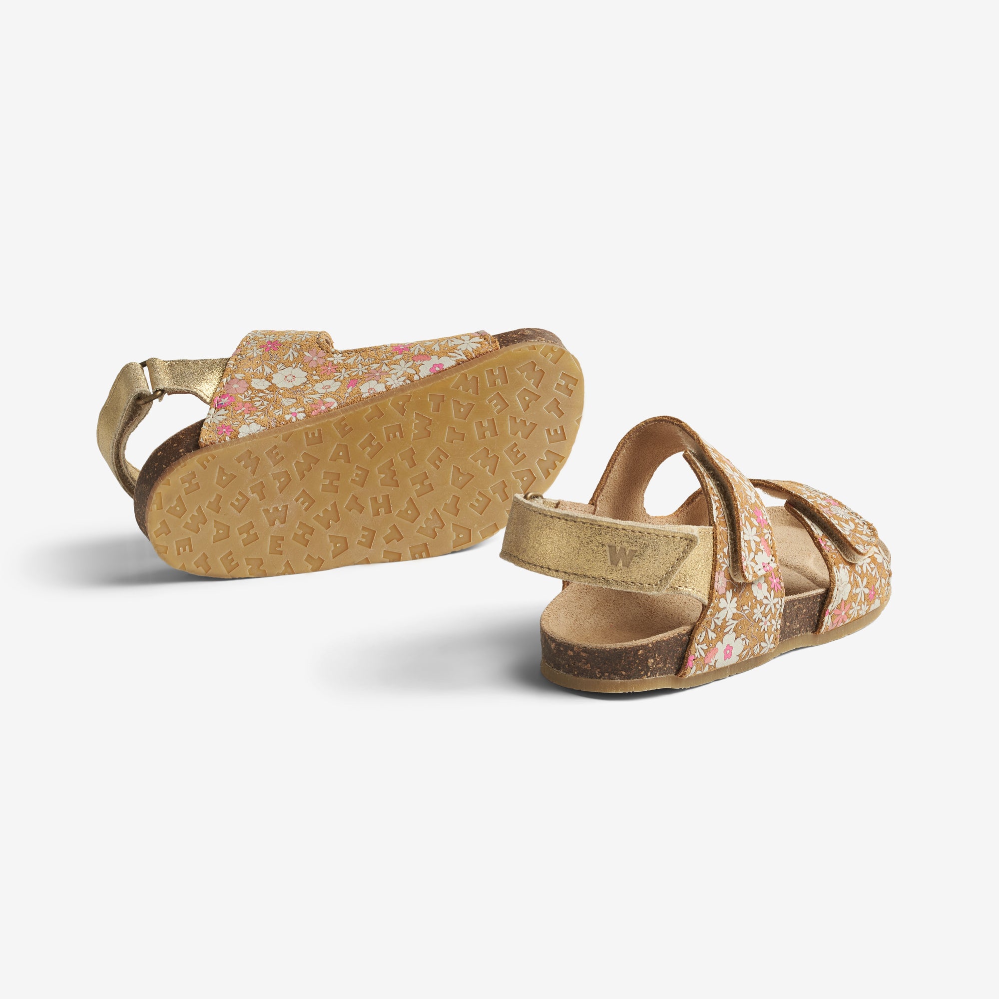 the-official-website-of-sandalen-clara-gold-white-flowers-fashion_2.jpg