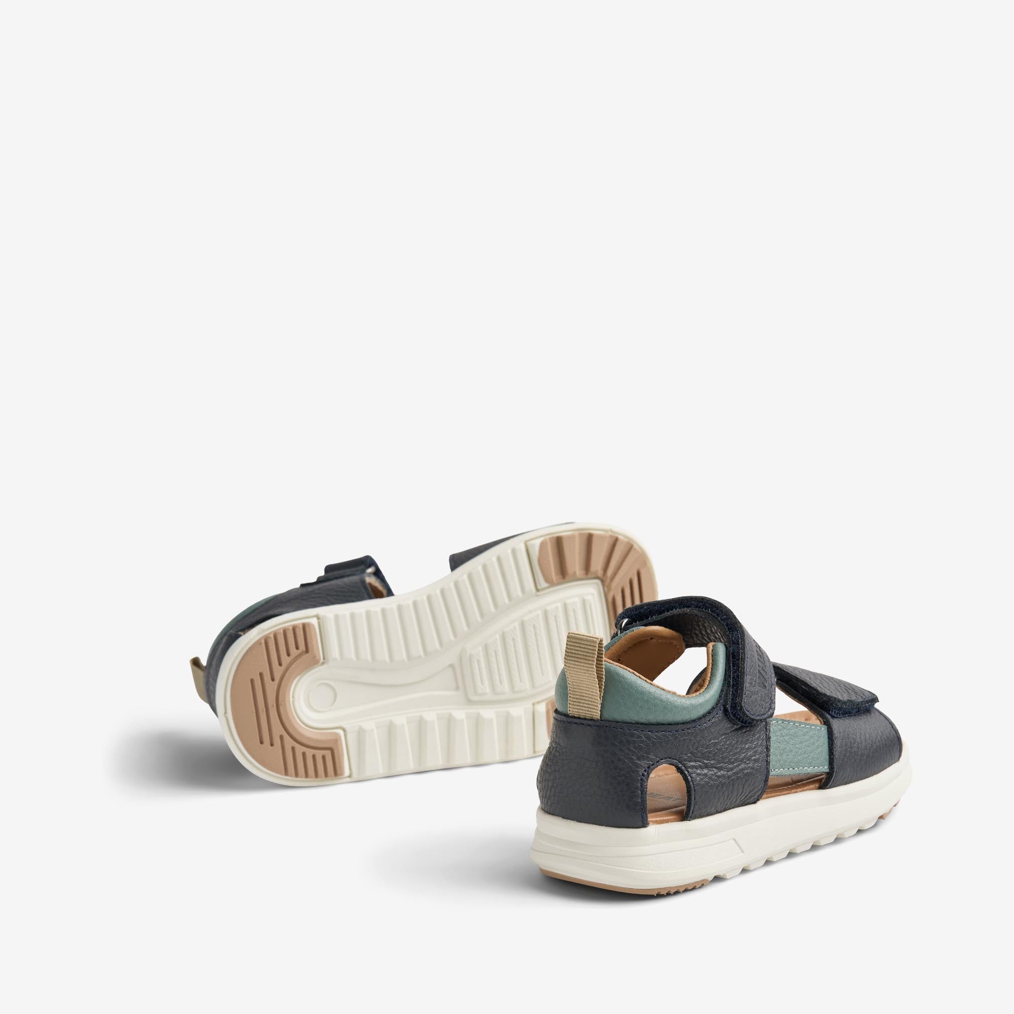 shop-online-and-get-your-favourite-sandalette-maxie-navy-on-sale_2.jpg