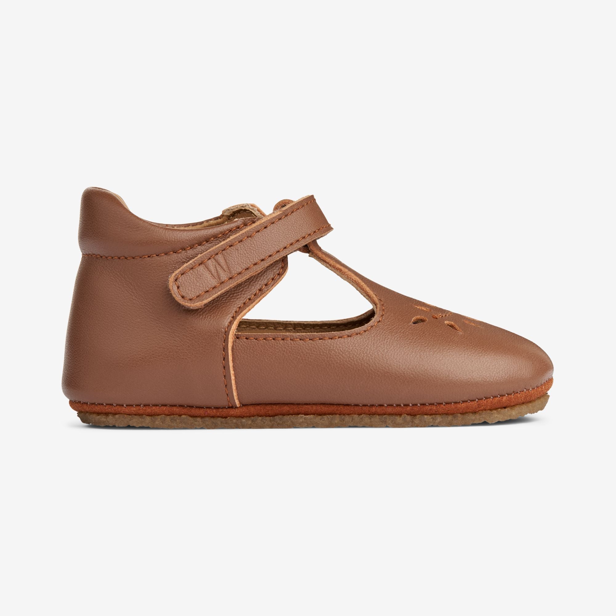 the-one-place-to-buy-adele-mary-jane-hausschuh-baby-cognac-fashion_1.jpg